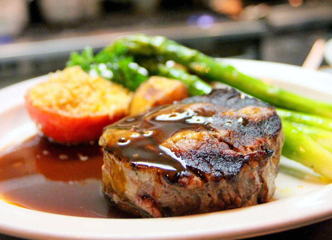 The real problem is not whether machines think but whether m... - 相关图片 The real problem is not whether machines think but whether men do配图